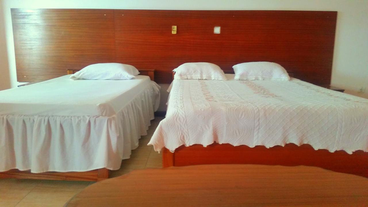 Residencial Laginha (Adults Only) Bed and Breakfast Mindelo Esterno foto