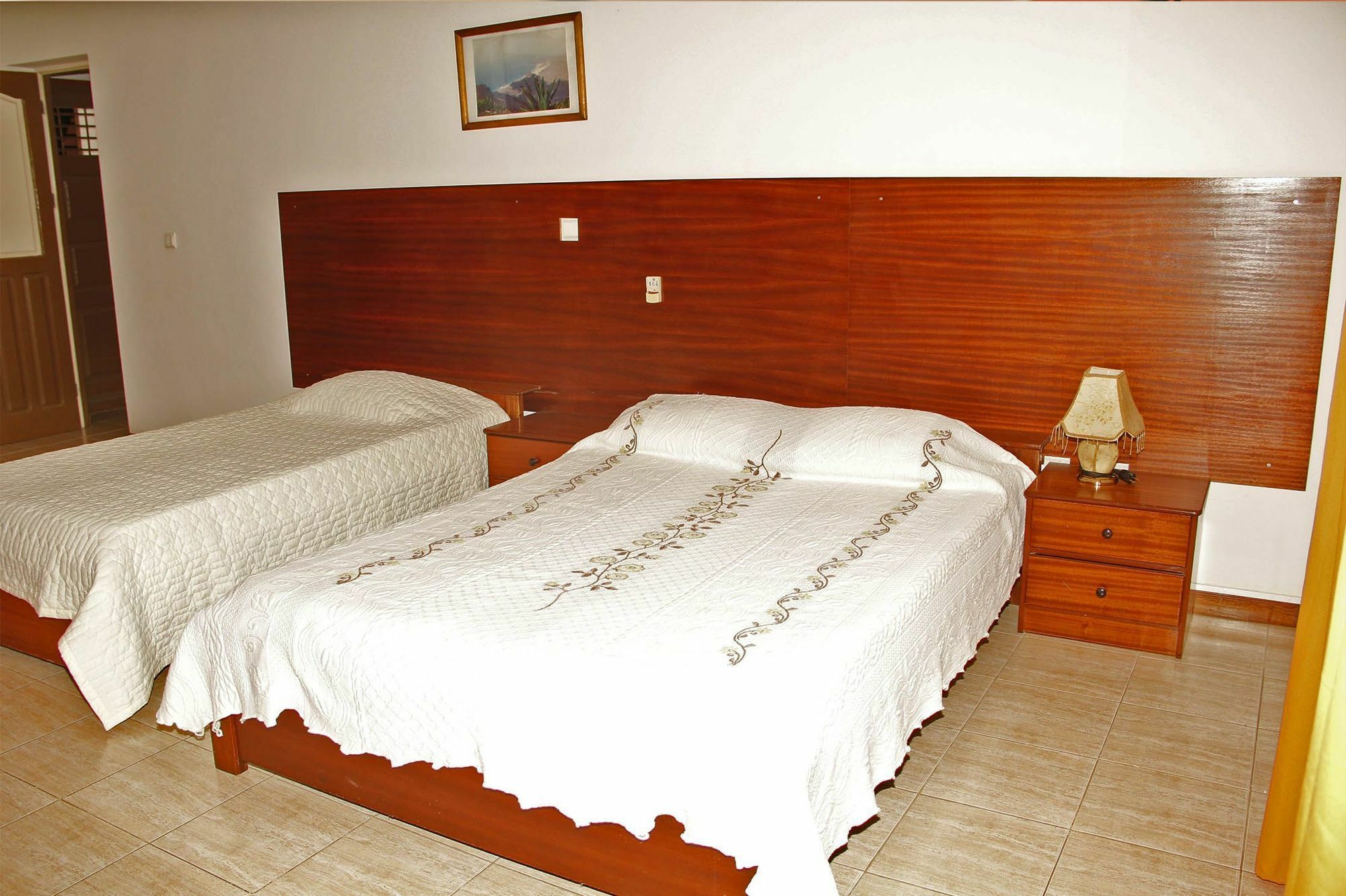 Residencial Laginha (Adults Only) Bed and Breakfast Mindelo Esterno foto