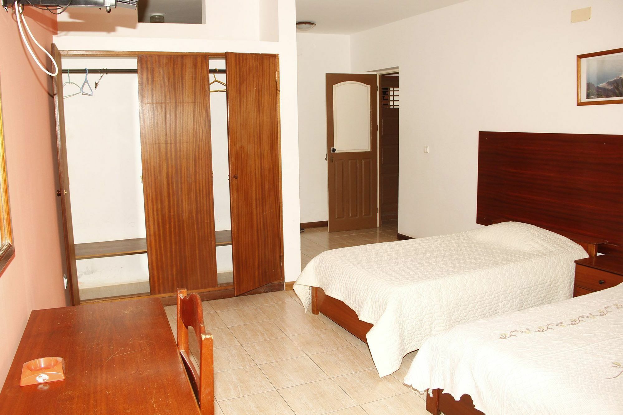 Residencial Laginha (Adults Only) Bed and Breakfast Mindelo Esterno foto